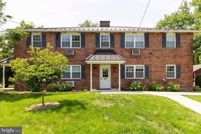 Building Photo - 429 Edgemont Ave Unit 3