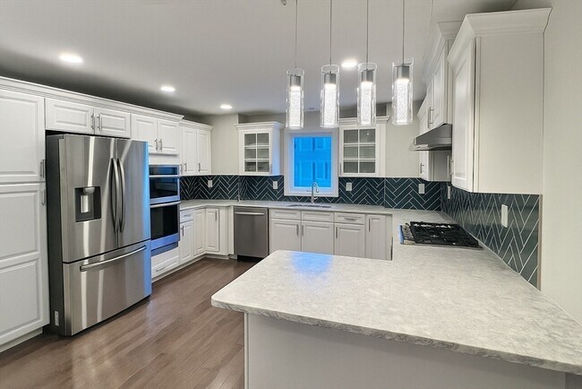 Photo - 16 Sugar Maple Ln
