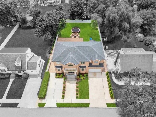 Photo - 2694 Forest Ave