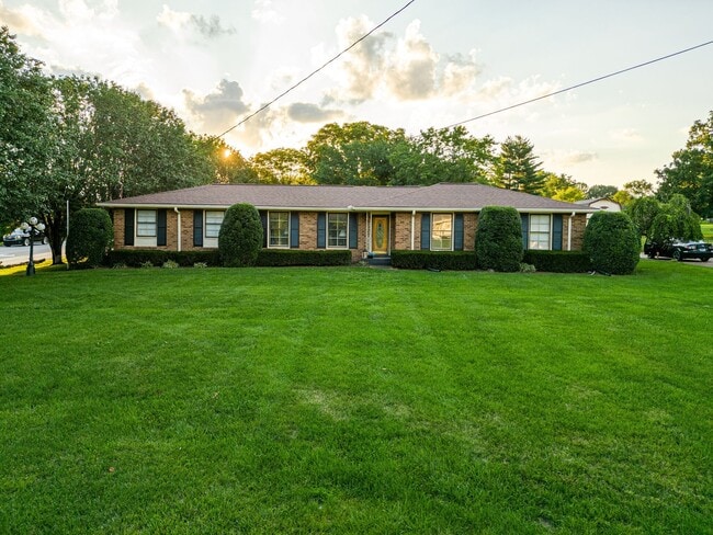 Building Photo - 101 Loretta Dr