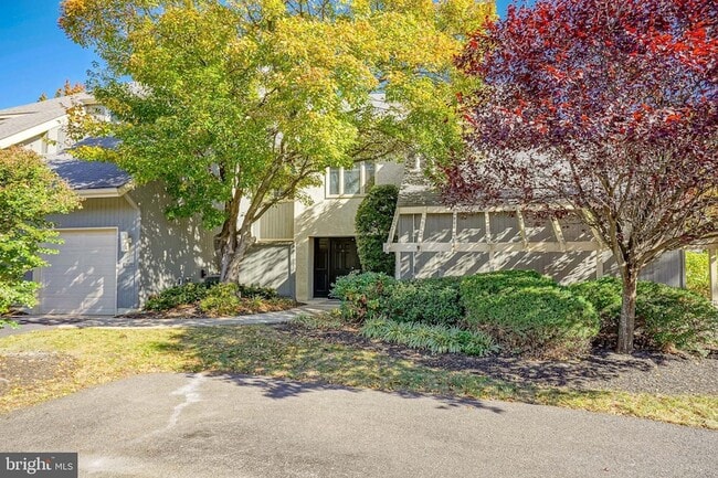 Photo - 906 Chanticleer Townhome