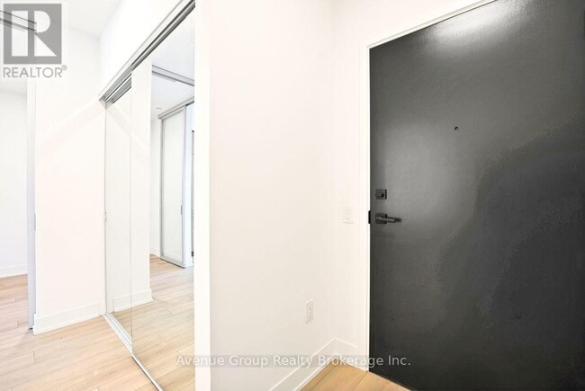 Photo - 36 Olive Ave Unité 1113