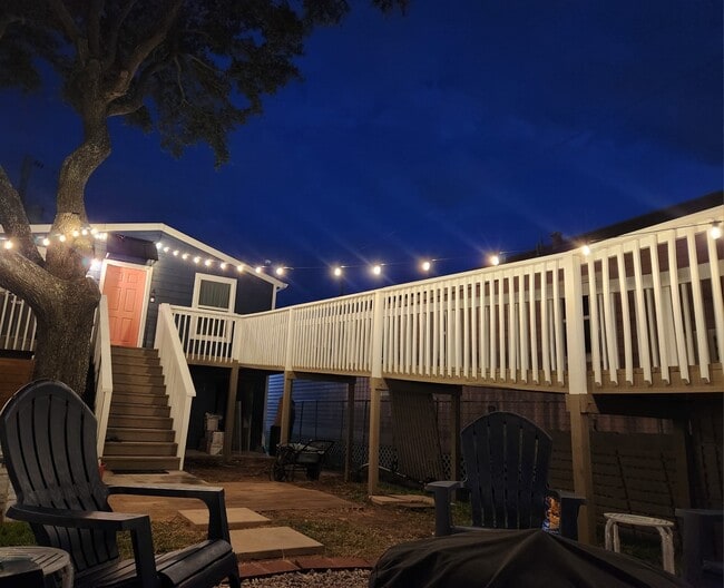 Building Photo - 4517 Avenue K