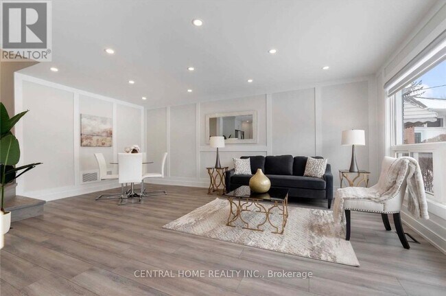 Photo - 139 Maurice Ct