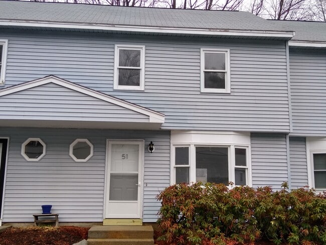 Front of unit - 51 Birchwood Dr Unit 51