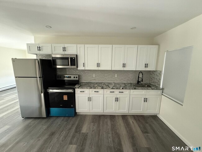 Building Photo - 38 New Haven Ave