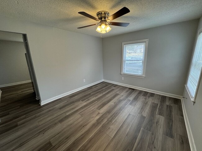 Photo - AVAILABLE TO SHOW!