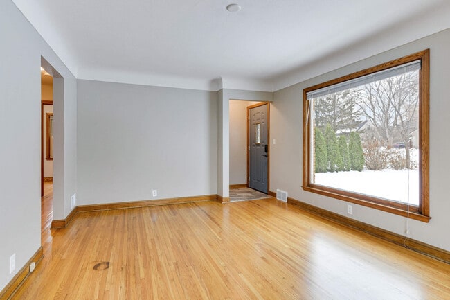Photo - 6621 Eliot View Rd