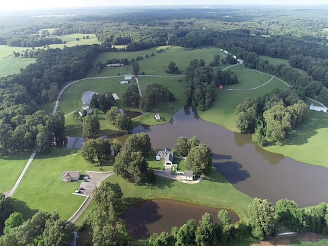 Photo - 200 Charity Ln