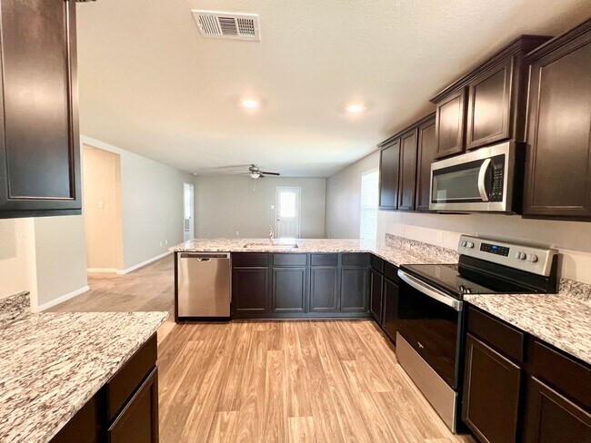 Photo - 1 story home with fenced in yard in Jarrell