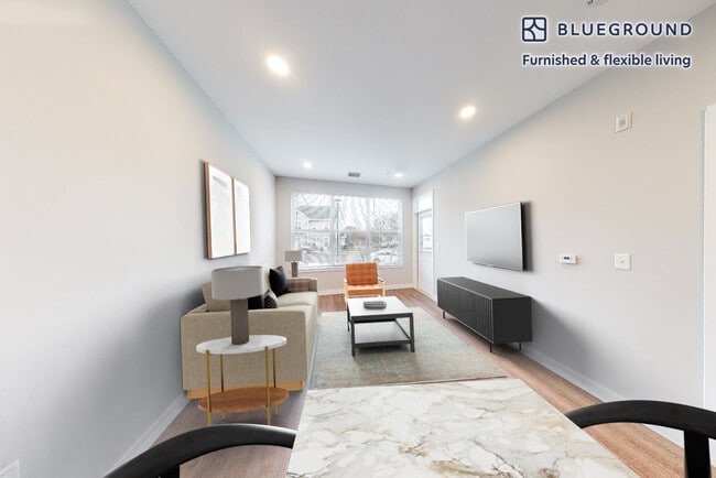 Photo - 155 Lenox St Unidad SI FL2-ID5910A