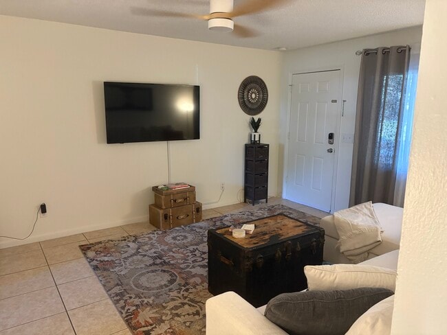 788 San Christopher Dr Unit 1