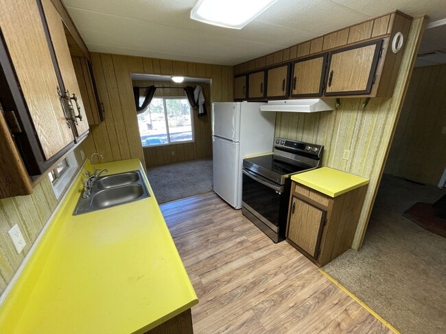 Photo - 2 Bedroom one bath Manufactured home on Cul De Sac