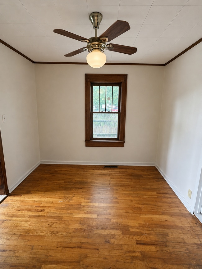 Photo - 214 N Marion Ave