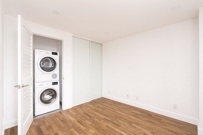 Photo - 800 Richmond St W Unit 403