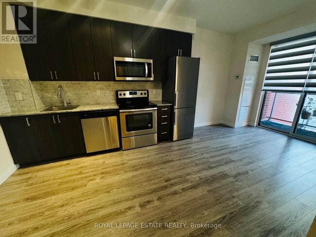 Photo - 22 E Haven Dr Unité 501