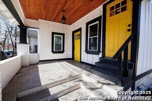 Building Photo - 109 Blue Bonnet St Rental