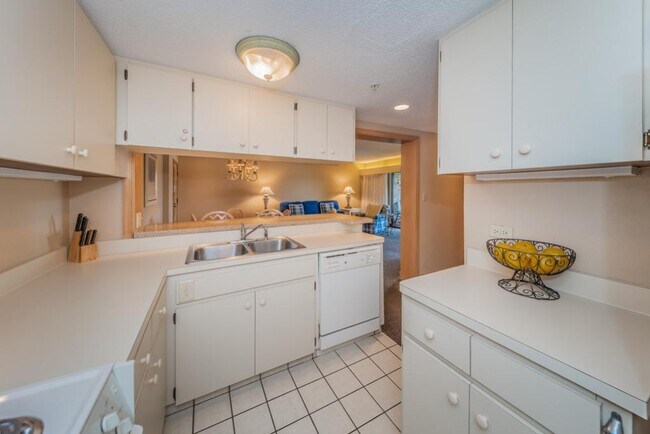 Photo - 36750 US Hwy 19 N