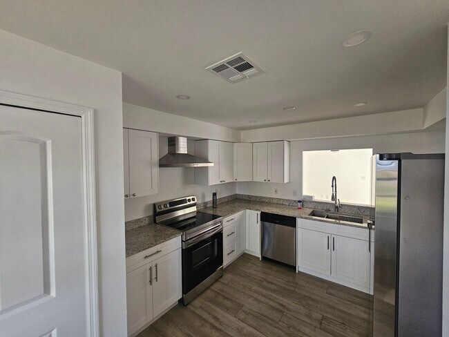 Photo - 1406 36th Ave Unit 1406