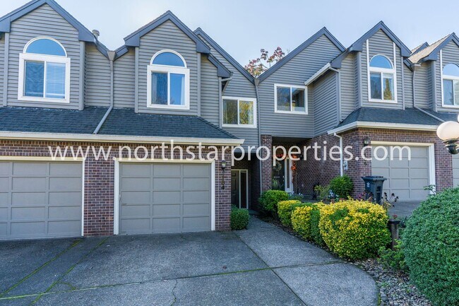 Lake Oswego First Addition Townhome - Lake Oswego First Addition Townhome