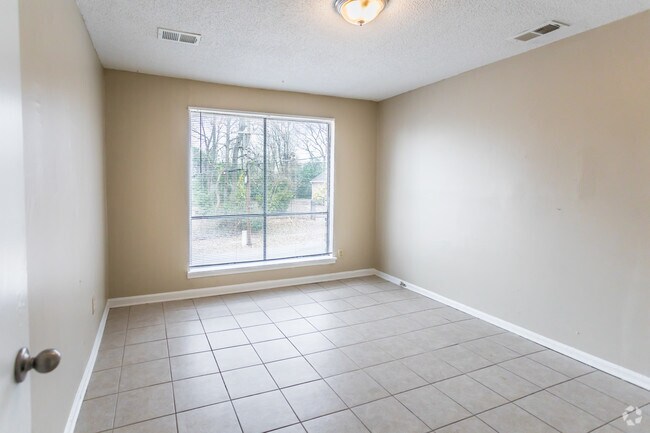 2 BR, 1 BA - 630 SF - Medical Center Apartments