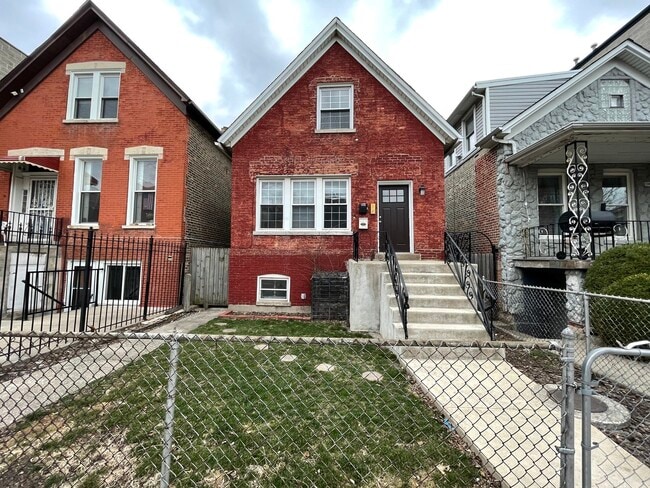 Photo - 1446 N Artesian Ave Unidad 2F