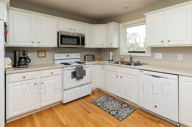 Photo - 4519 Meadow Valley Dr