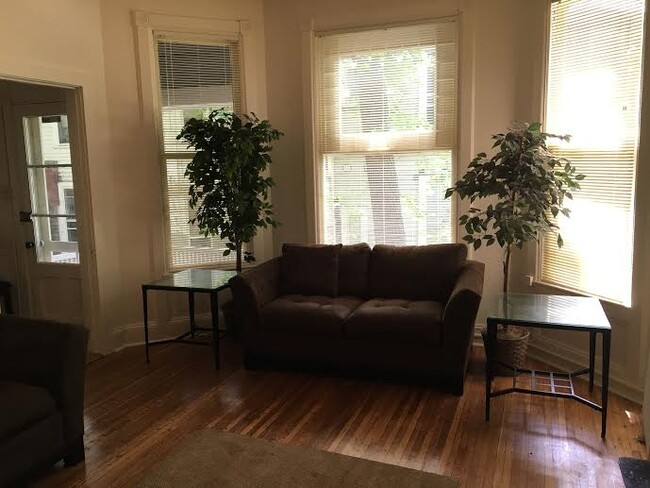 Photo - 109 Dewitt Pl