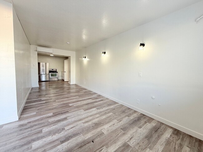 Photo - 12 E Center St Unit #10