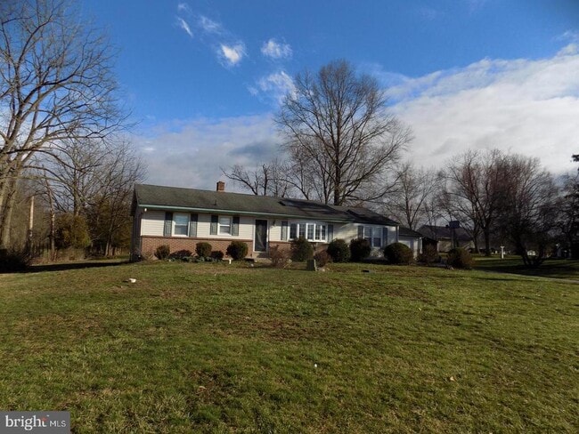 3168 Middle Creek Rd