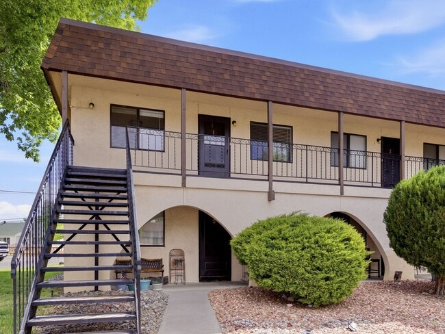 Photo - Remodeled 2 Bedroom, 1 Bathroom Apartment- Close to shopping! Unit 1