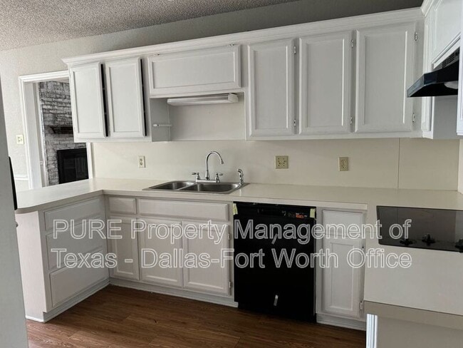 Photo - 7724 Sagebrush Ct N