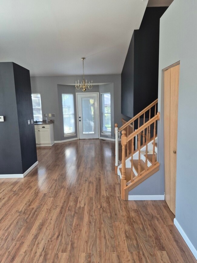 Photo - 776 Chesterfield Ln