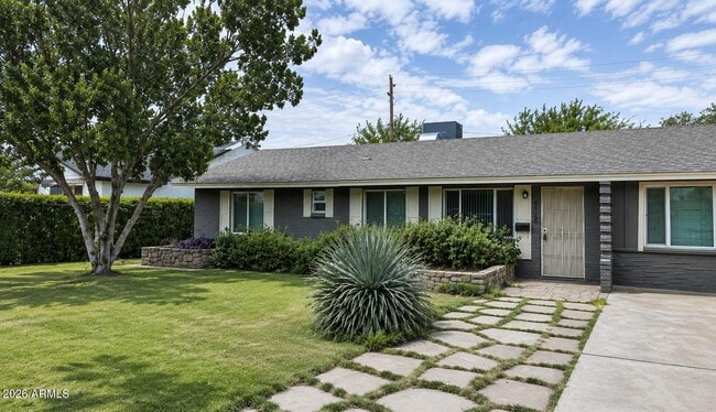 Photo - 4326 E Glenrosa Ave