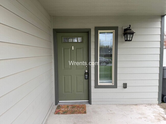 Photo - 10317-10319 Maxwell Ln Unit 10317 Maxwell Lane