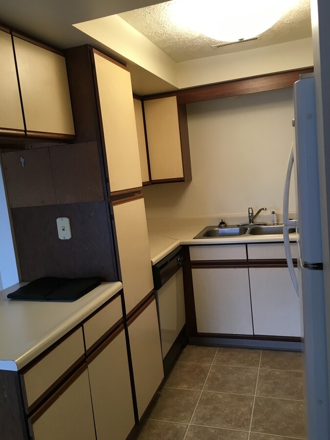 Photo - 170 Portage S St Unidad 160 S Portage St