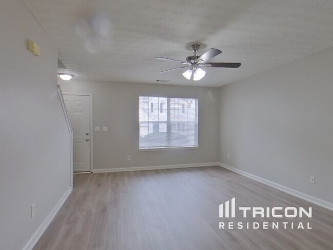 Photo - 176 Spring Walk Wy