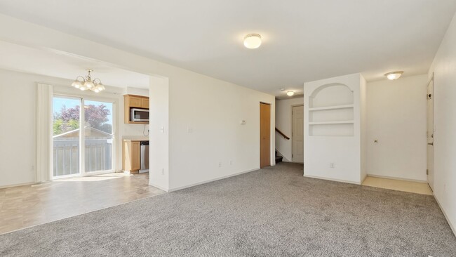 Photo - Cozy Lake Stevens Home with Den and Two-Car Garage