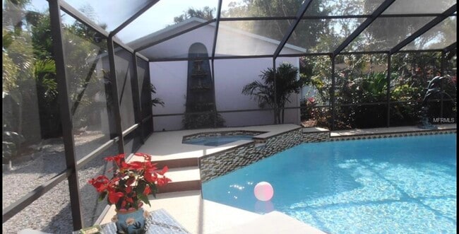 Photo - 7020 Mango Ave S