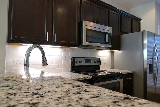 Photo - 907 Somerville Ct Unit 903