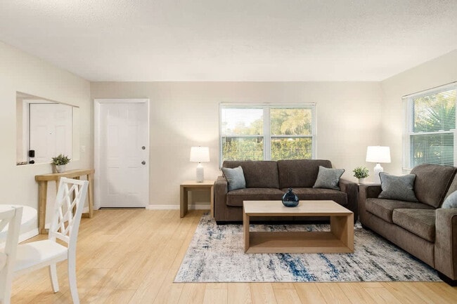 Photo - 5542 20th St Unidad ID1234473P