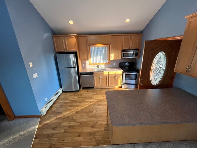 Photo - 342 Park Ave Apartment Unit 2