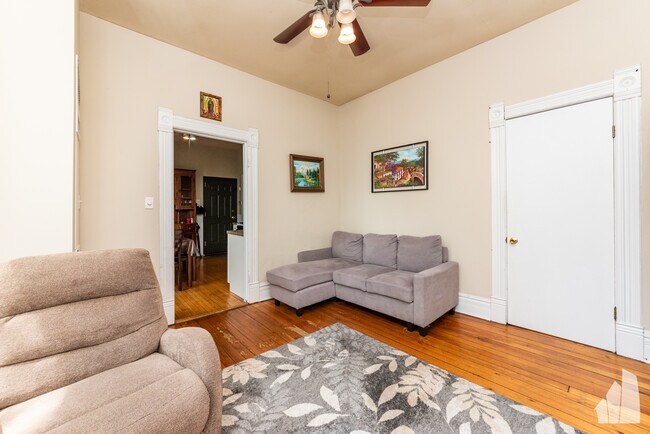 Photo - 1101 N Marshfield Ave Condo Unit 1R