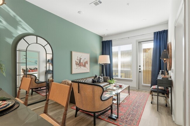 Photo - 1950 Winrock Blvd Unidad A1