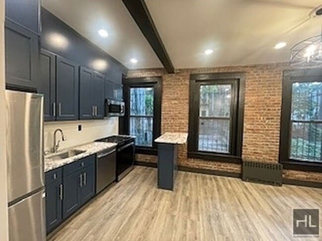 Photo - 370 Miller Ave Unidad 1