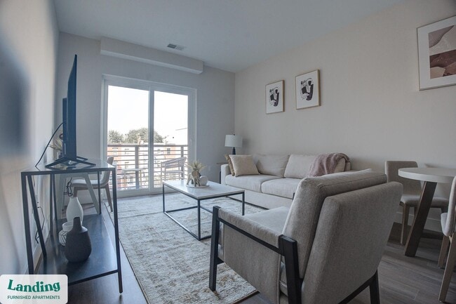 Photo - 1999 E Boston St Apartamento Unidad 316.1406087