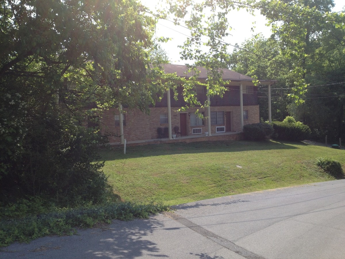 Front - 4706 Ivy Dr Unit 5