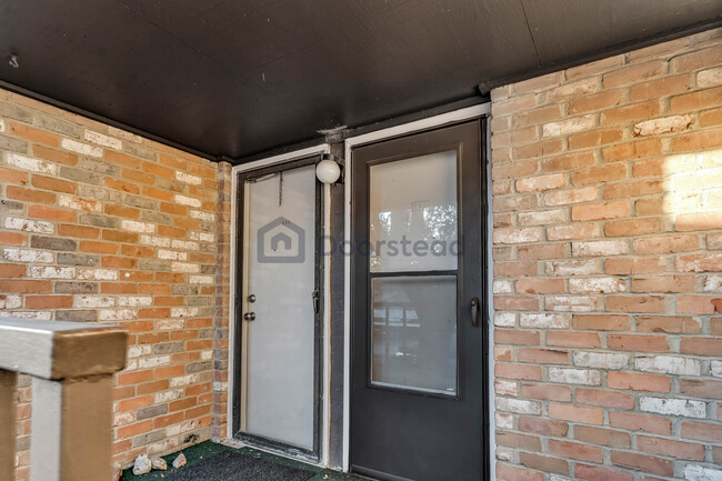 Photo - 6036 Birchbrook Dr Unit Apt 231