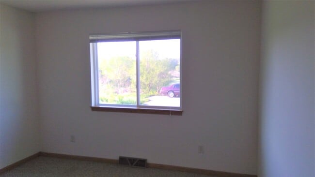 Photo - 310 Unit 1100