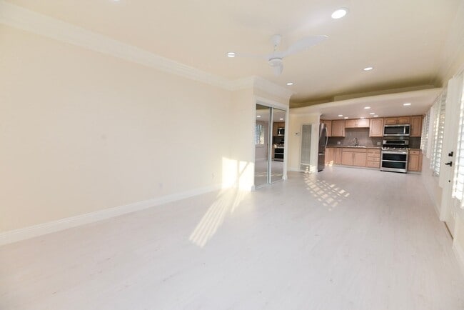 Photo - 412 Avenida Santa Barbara Unit #2